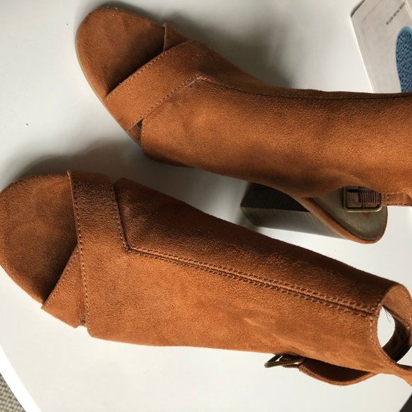 BC Heeled Open Toe Booties in Camel/Brown Suede - Picture 5 of 6